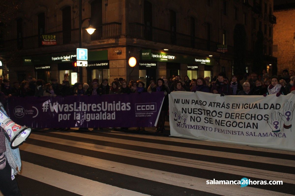  Concentracion feminista en Salamanca (11) 