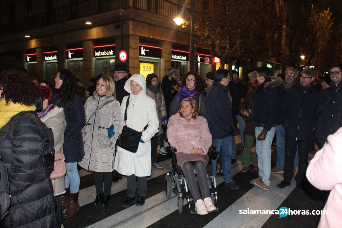  Concentracion feminista en Salamanca (7) 