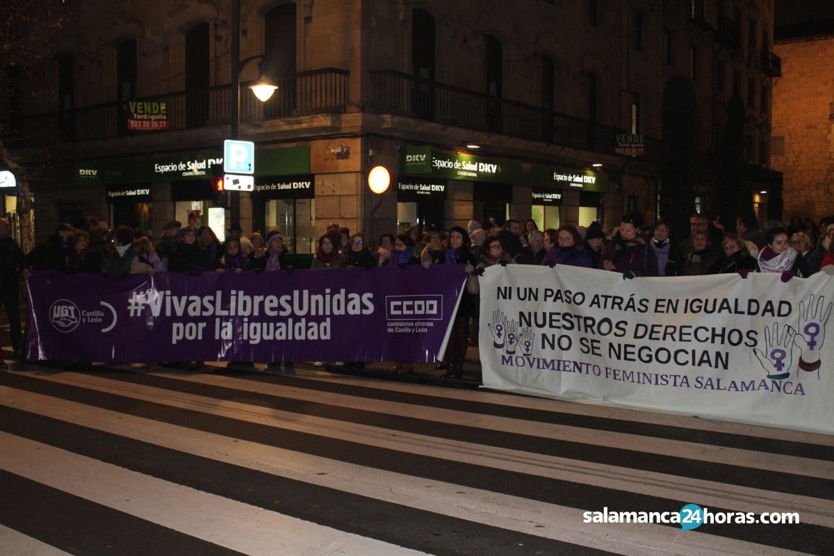  Concentracion feminista en Salamanca (10) 