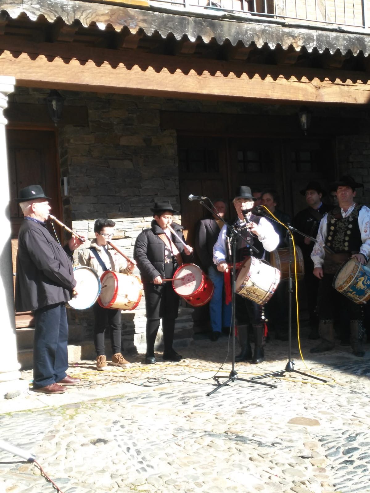  Festival de tamborileros en valero (7) 