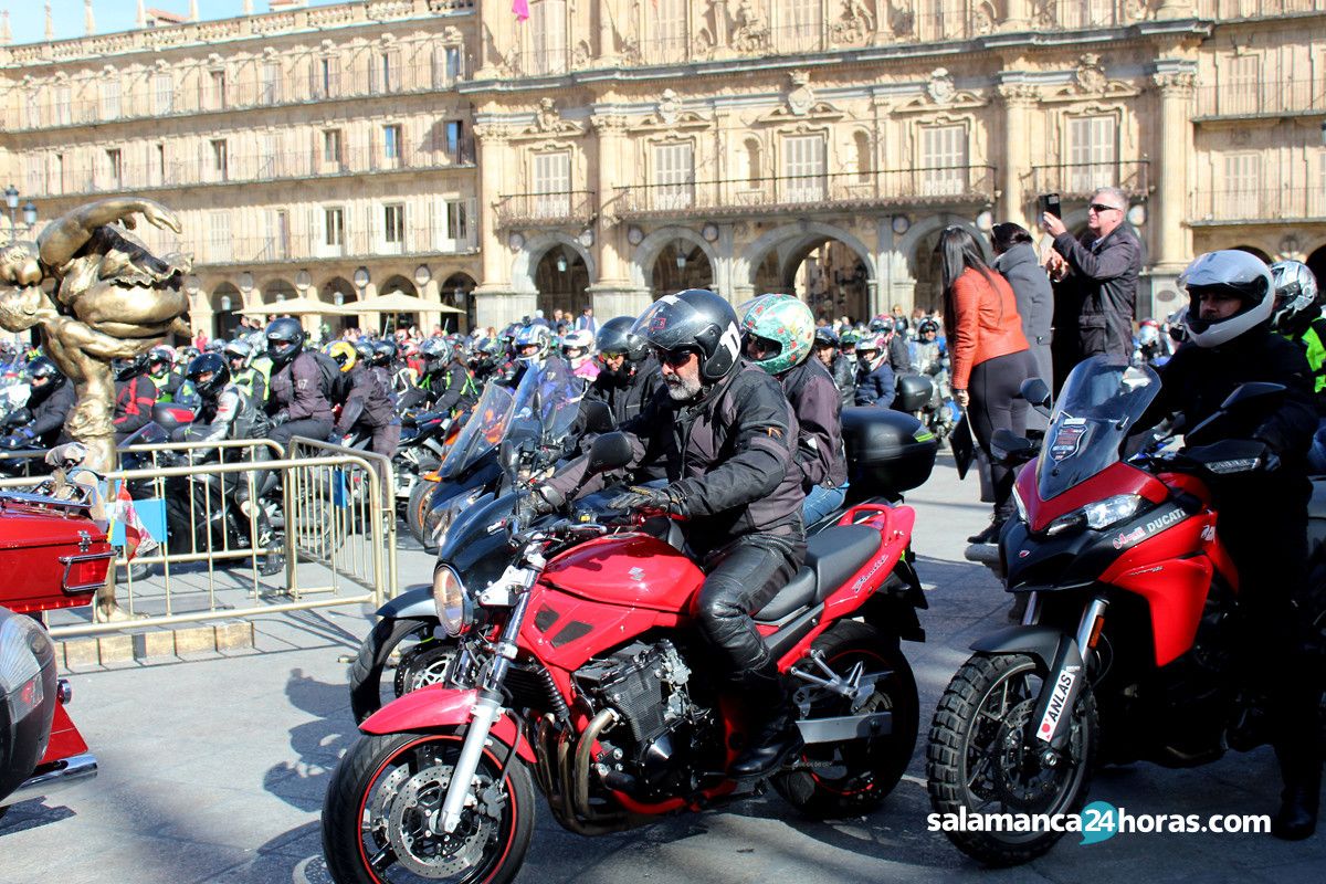  Exhibicion motos en la plaza mayor (27) 