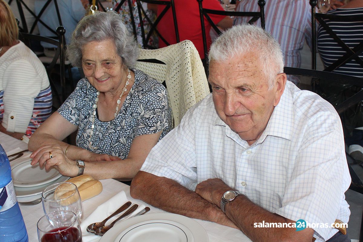  Comida homenaje a los mayores de Linares de Riofrío 24 