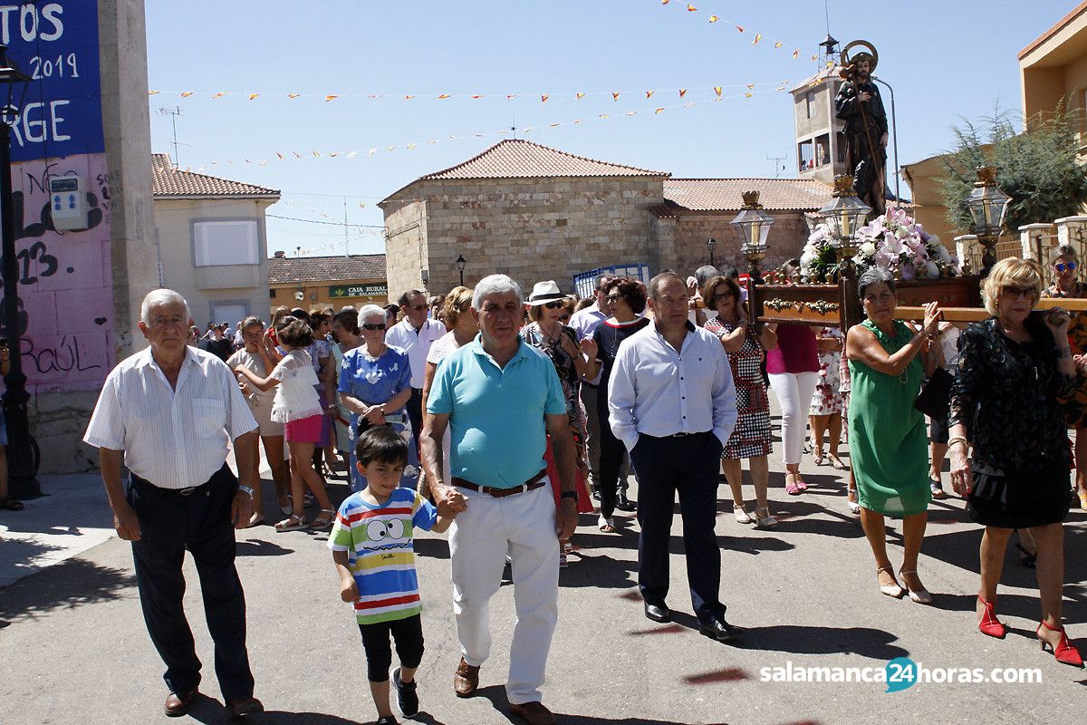  Santa Misa y procesión en honor a San Roque (17) 