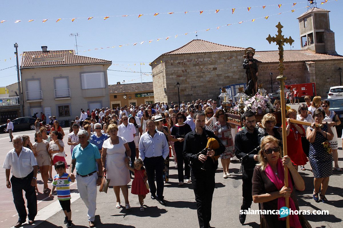  Santa Misa y procesión en honor a San Roque (16) 