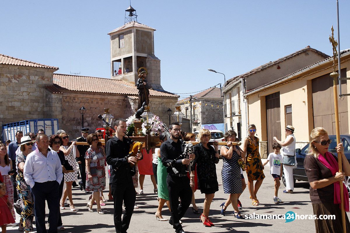  Santa Misa y procesión en honor a San Roque (15) 