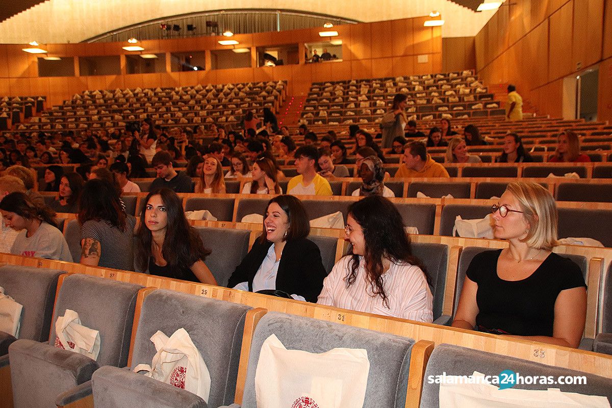  La Universidad de salamanca recibe a los nuevos estudiantes extranjeros 14 