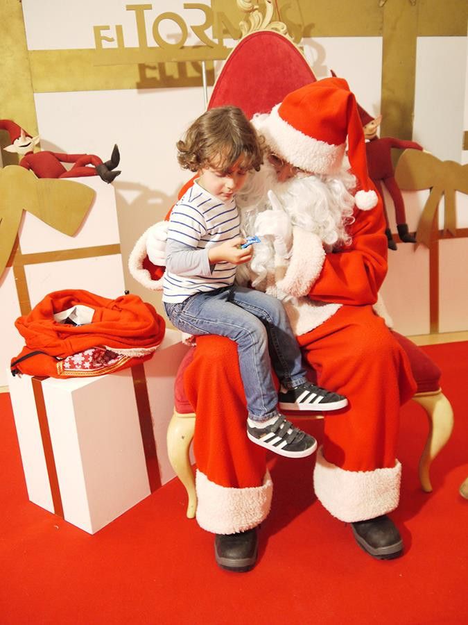  Papá Noel en el Centro Comercial El Tormes (1) (Copy) 