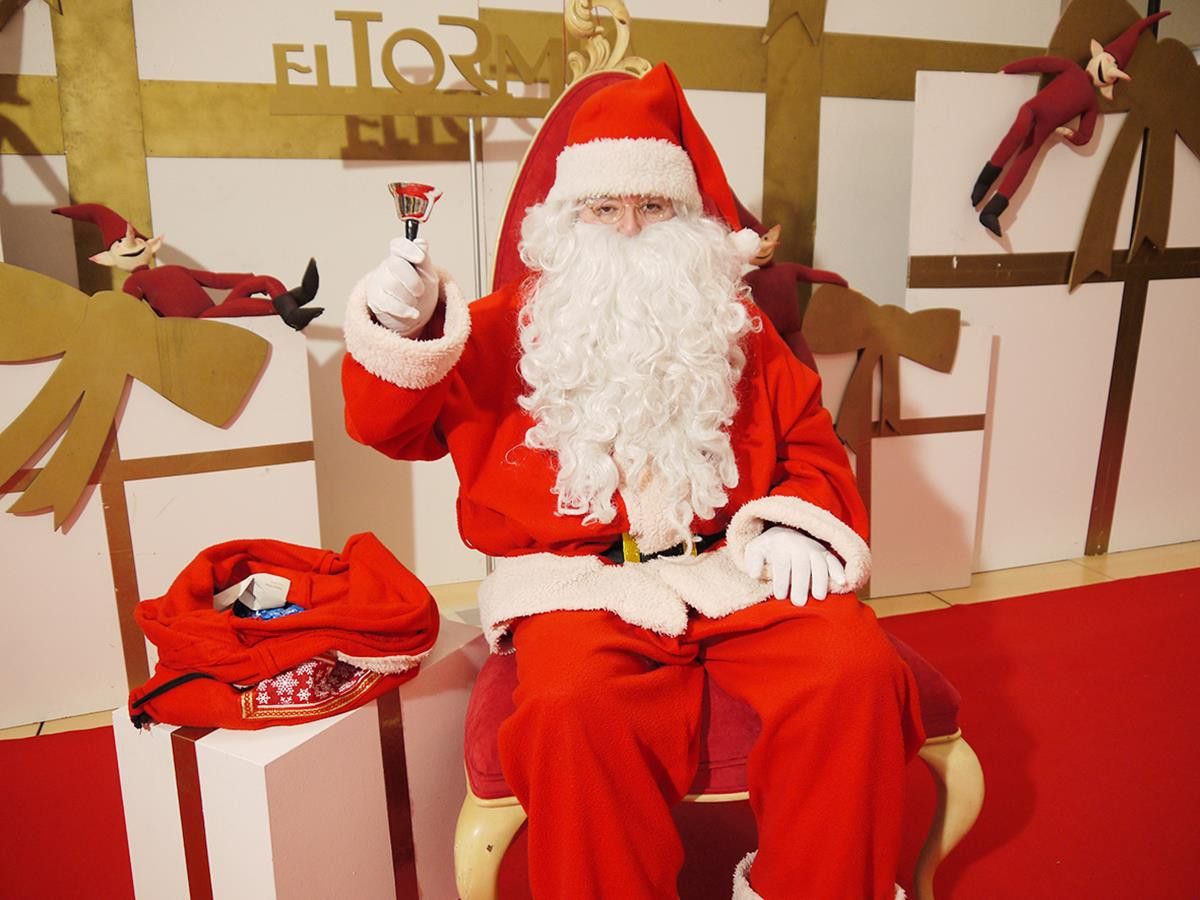  Papá Noel en el Centro Comercial El Tormes (6) (Copy) 