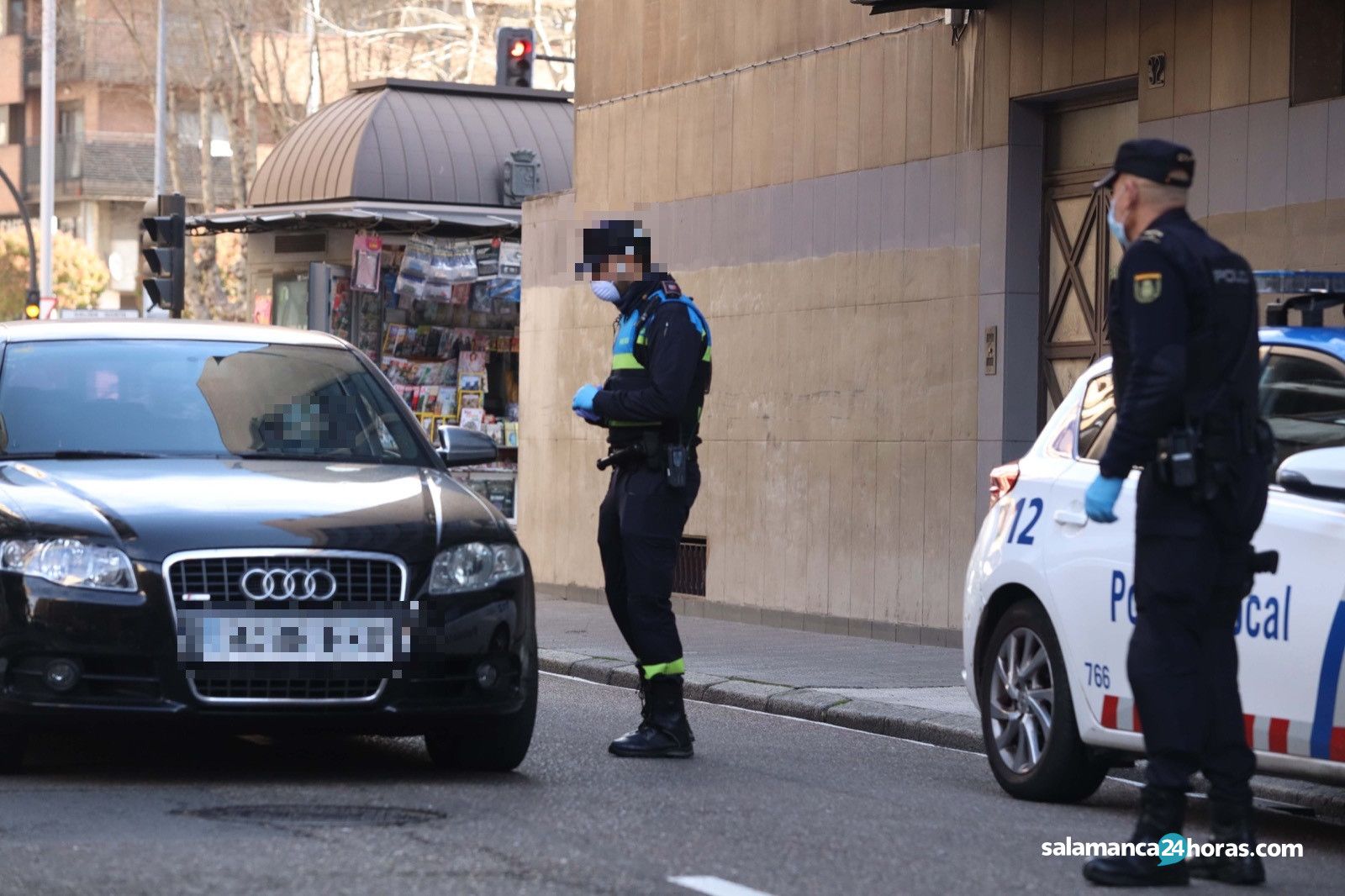  Controles Policía Local y Policía Nacional en avenida de Italia con coches por el coronavirus (23 3 2020) (2) 