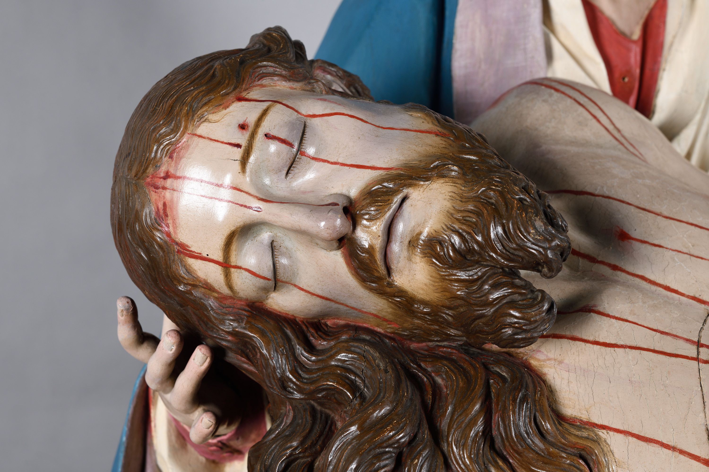 Detalle de la cabeza del Cristo despuu00e9s de la restauraciu00f3n,0