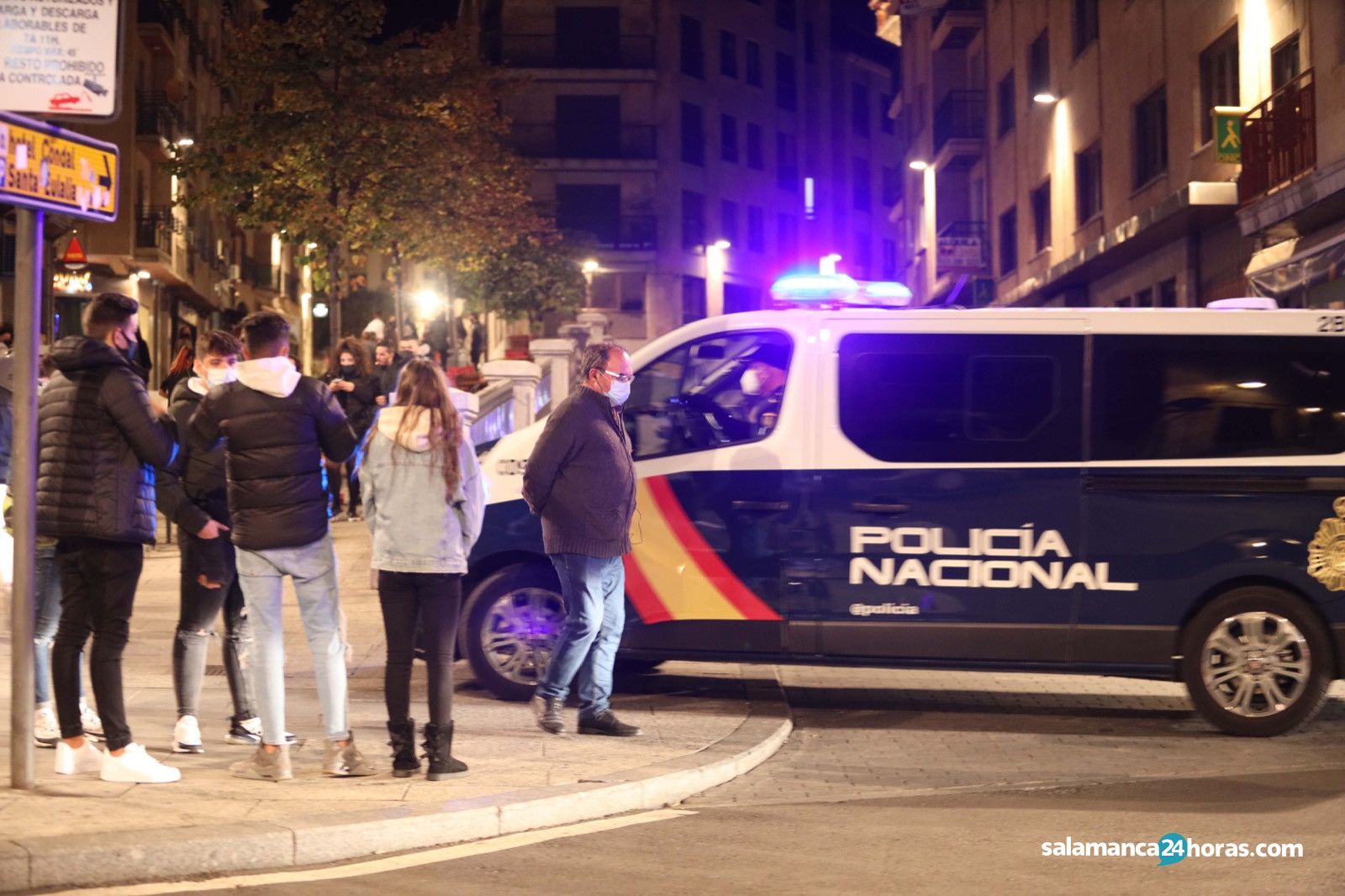  Policia nacional noche confinamiento Image 2020 10 18 at 00.03.30 (1) 