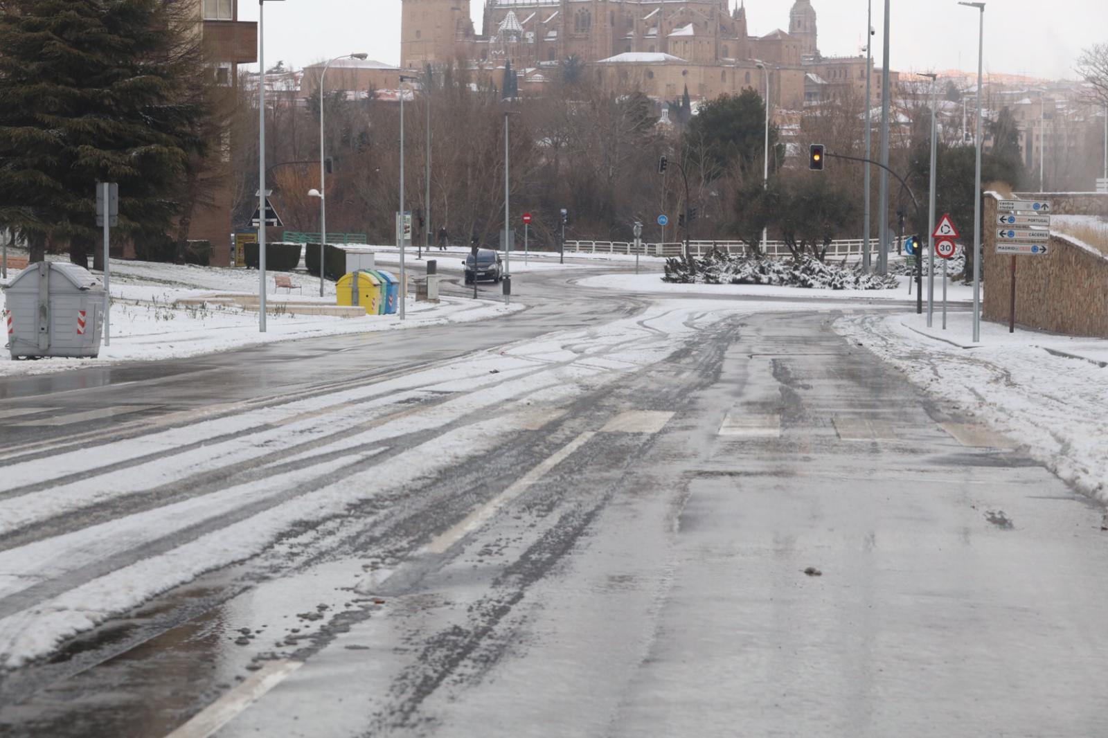 Hielo y nieve en Salamanca domingo (1)